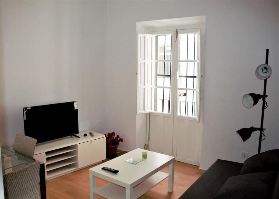 Apartamento En La Plaza Del Salvador. — Photos 3